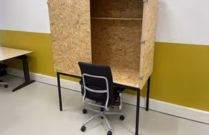 5 Person Coworking Desk