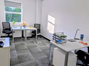 1 Person Coworking Desk