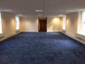 10 Person Private Office