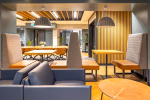 118 Person Enterprise Suite