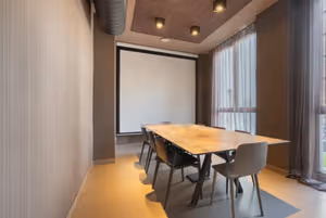 25 Person Private Office