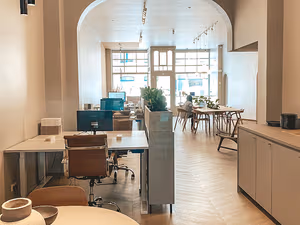 5 Person Coworking Desk