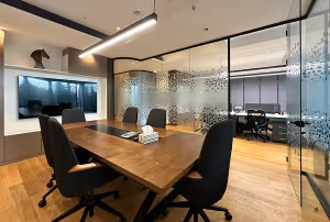 5 Person Private Office