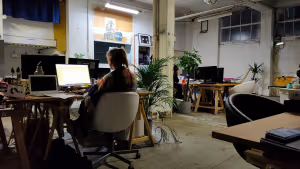 5 Person Coworking Desk