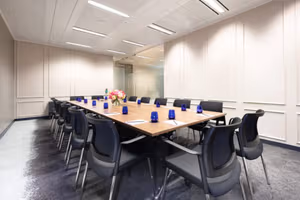 9 Person Private Office