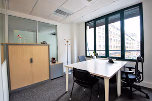 7 Person Private Office