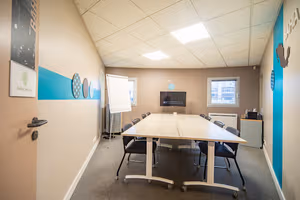 3 Person Coworking Desk