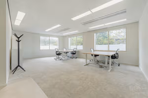 7 Person Private Office