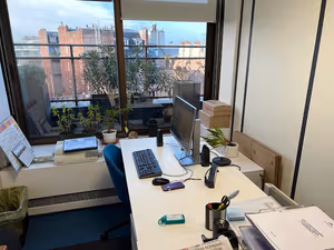 5 Person Private Office