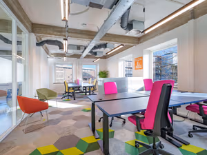 15 Person Coworking Desk