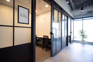 4 Person Coworking Desk