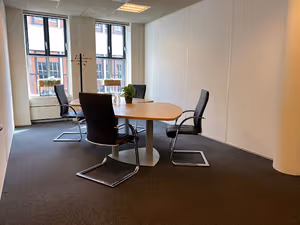 1 Person Private Office