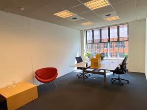 3 Person Private Office