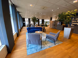 7 Person Private Office