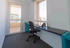 200 Person Private Office