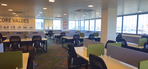 30 Person Coworking Desk
