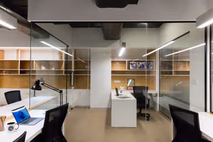 10 Person Private Office