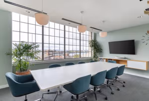 40 Person Private Office