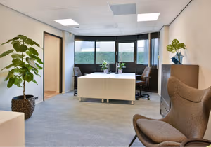 1 Person Private Office