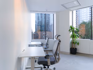 4 Person Private Office