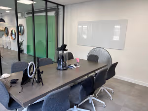 5 Person Private Office