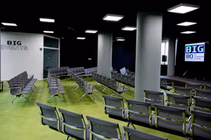 12 Person Coworking Desk