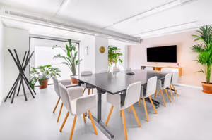 4 Person Private Office