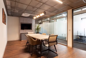 10 Person Private Office