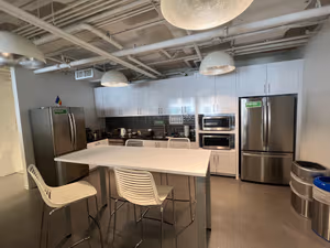 150 Person Sublet Office