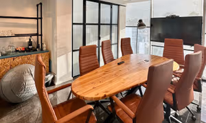 5 Person Private Office