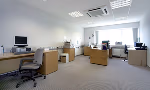 5 Person Private Office