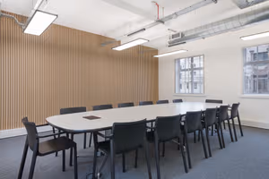 32 Person Private Office