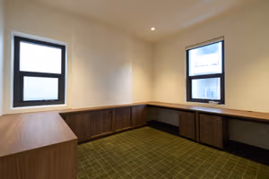 1 Person Coworking Desk