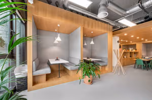 1 Person Coworking Desk