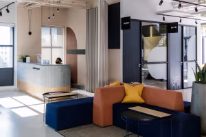 4 Person Coworking Desk