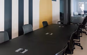 9 Person Private Office