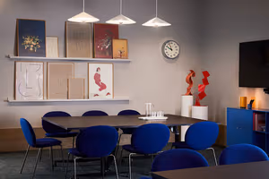 21 Person Private Office