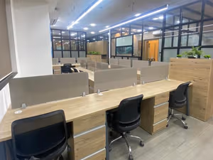 4 Person Private Office