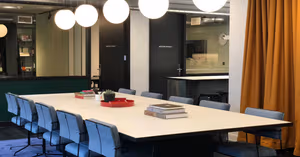 21 Person Private Office