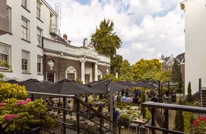 1 Person Coworking Desk