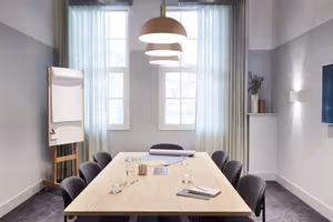 20 Person Private Office