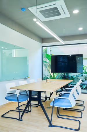 46 Person Coworking Desk