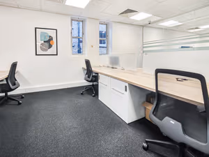 5 Person Coworking Desk