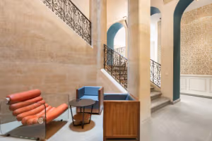 10 Person Private Office