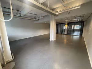 10 Person Private Office