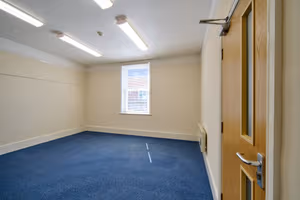 1 Person Private Office