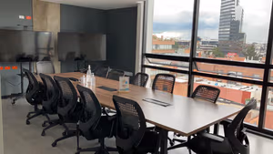 5 Person Coworking Desk