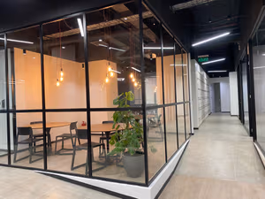 4 Person Private Office