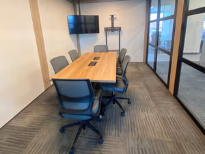 1 Person Private Office