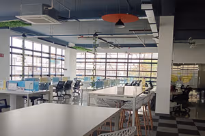 3 Person Coworking Desk